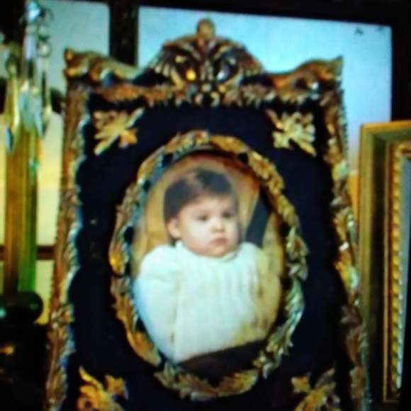 💫Meet your Posher, Missy 👑🍷🗼 - Picture 6 of 10